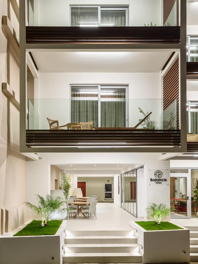 Balance Hotel Chrissi Akti Chania Exterior foto