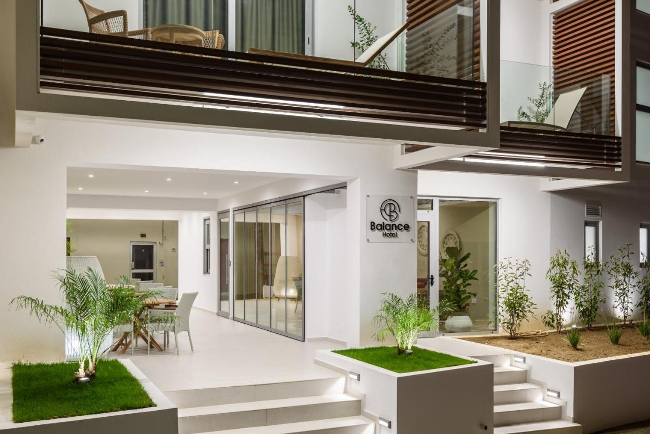 Balance Hotel Chrissi Akti Chania Exterior foto
